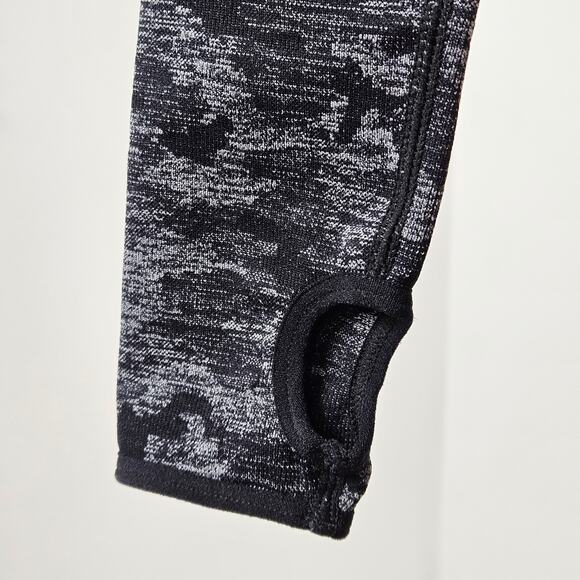 Gymshark Black Gray Camo Long Sleeve Athletic Performance Crop Top | Women's XS - Picture 12 of 15